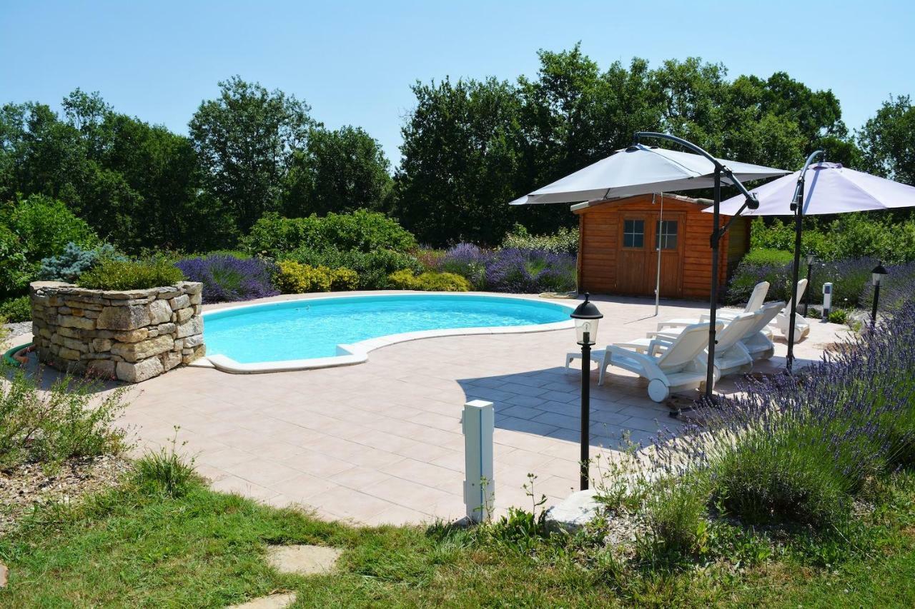 Gite Bois Et Senteurs Lafrancaise Exterior photo